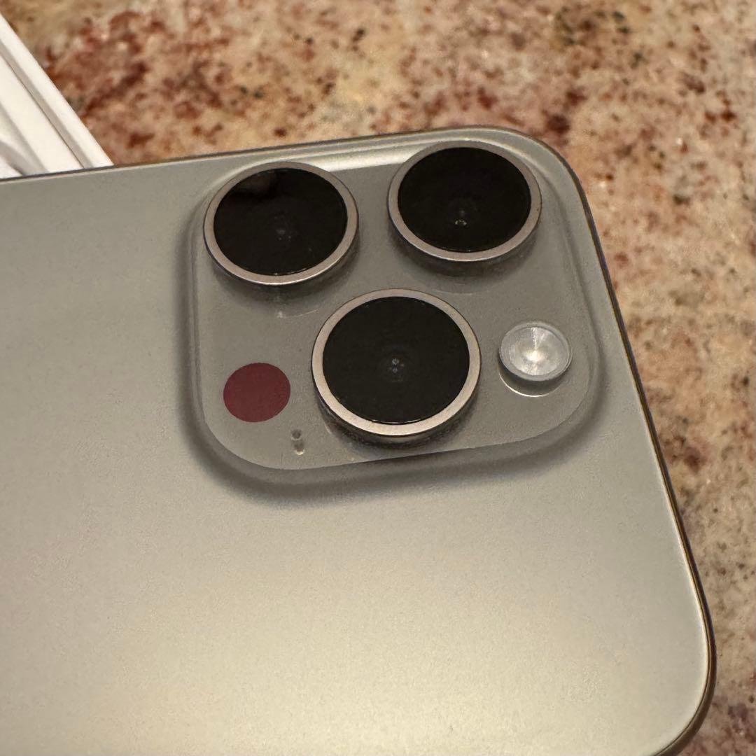 iPhone 15 Pro 256GB ナチュラルチタニウム