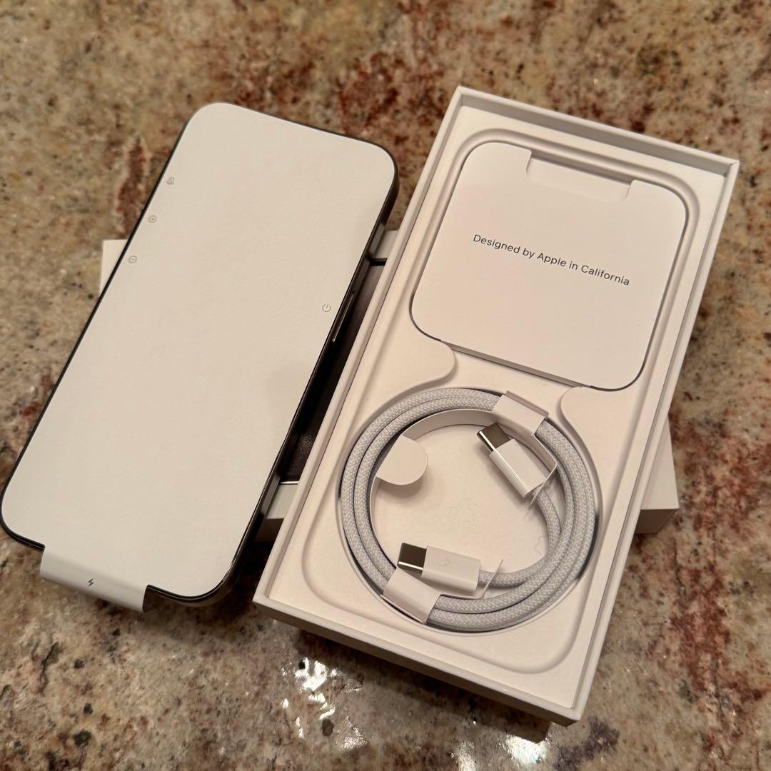 iPhone 15 Pro 256GB ナチュラルチタニウム