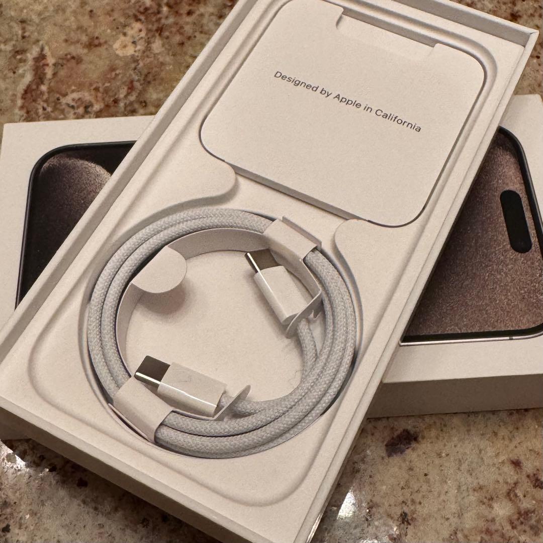 iPhone 15 Pro 256GB ナチュラルチタニウム