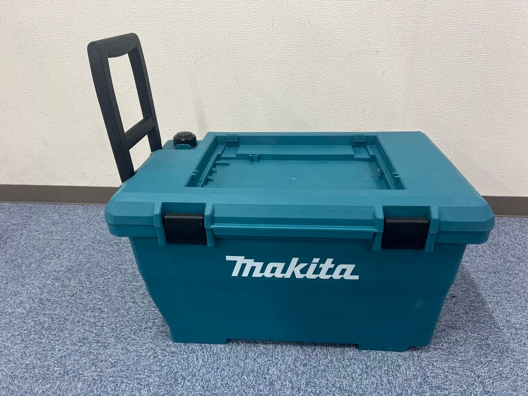バッテリー＆充電器付きMakita MHW080D 高圧洗浄機本体