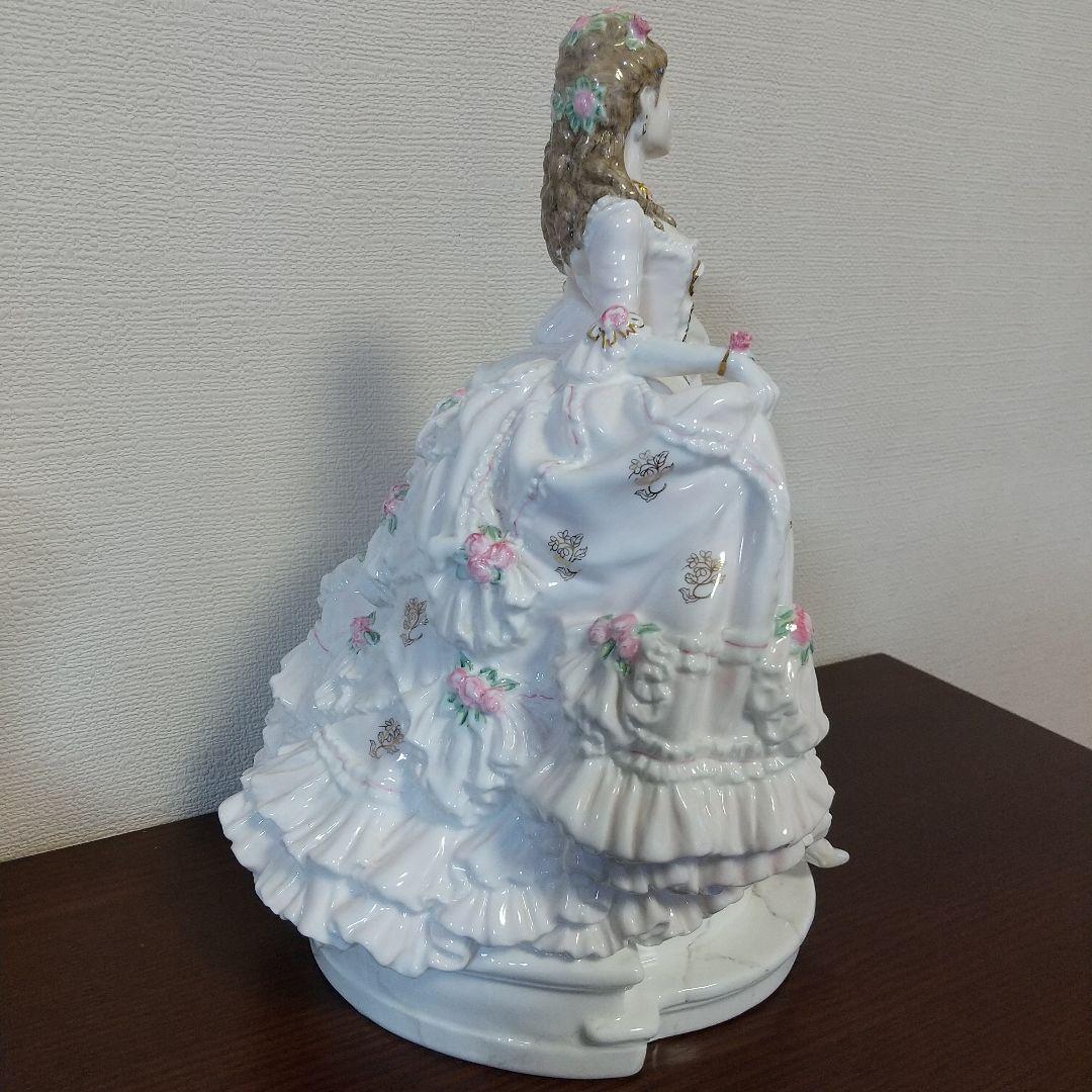 最終価格　希少　世界4950個限定　美品　ロイヤルドルトン　シンデレラ　証明書付