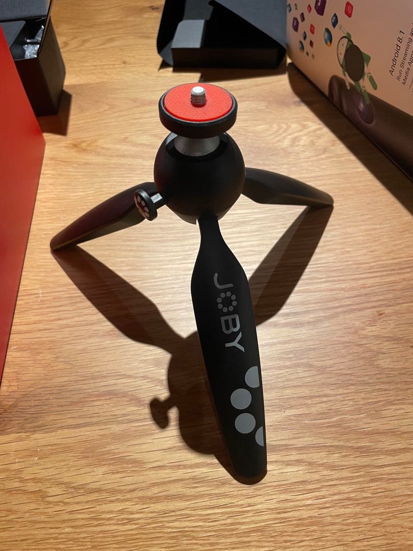 り*り様 NEBULA Capsule Max プロジェクター本体　三脚付き！！