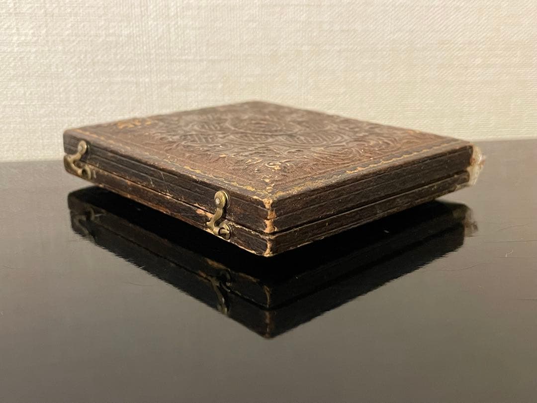 アンティークフォト　アンブロタイプ　 ハンサムな若者　フルケース付き