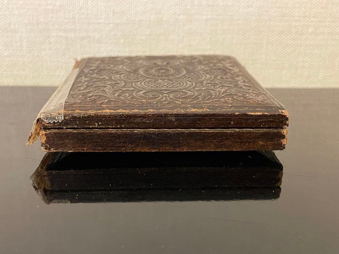 アンティークフォト　アンブロタイプ　 ハンサムな若者　フルケース付き