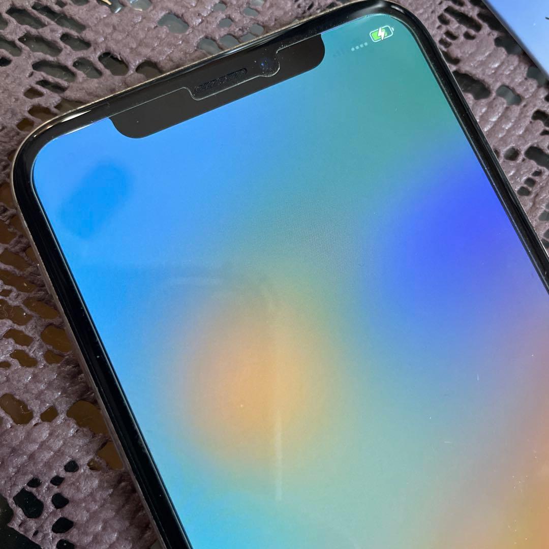 Apple iPhone X シルバー ホワイト本体