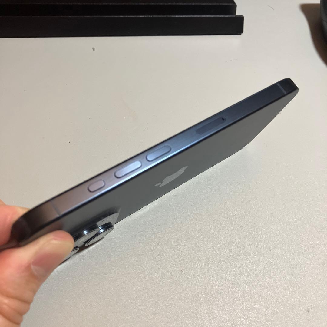 【美品】iPhone15 Pro 128GB【SIMフリー】