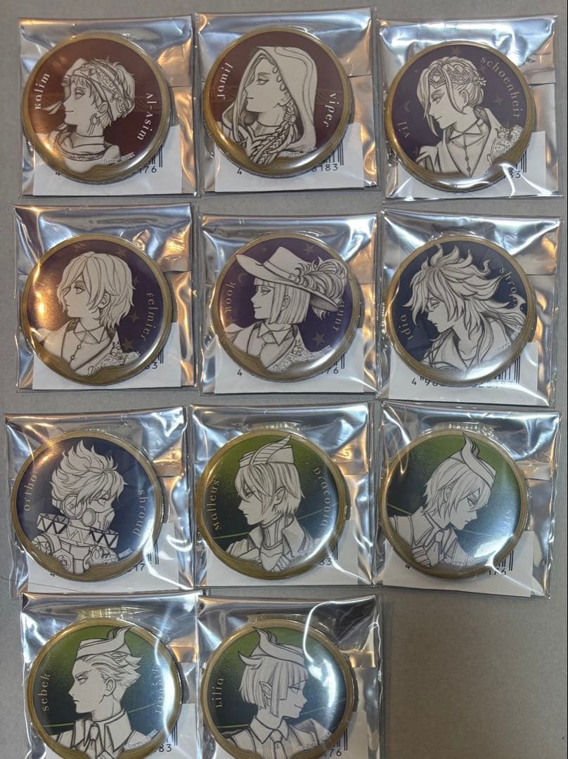 新品　ツイステ　roman 缶バッジ　フルコンプ　イデア　アズール　マレウス