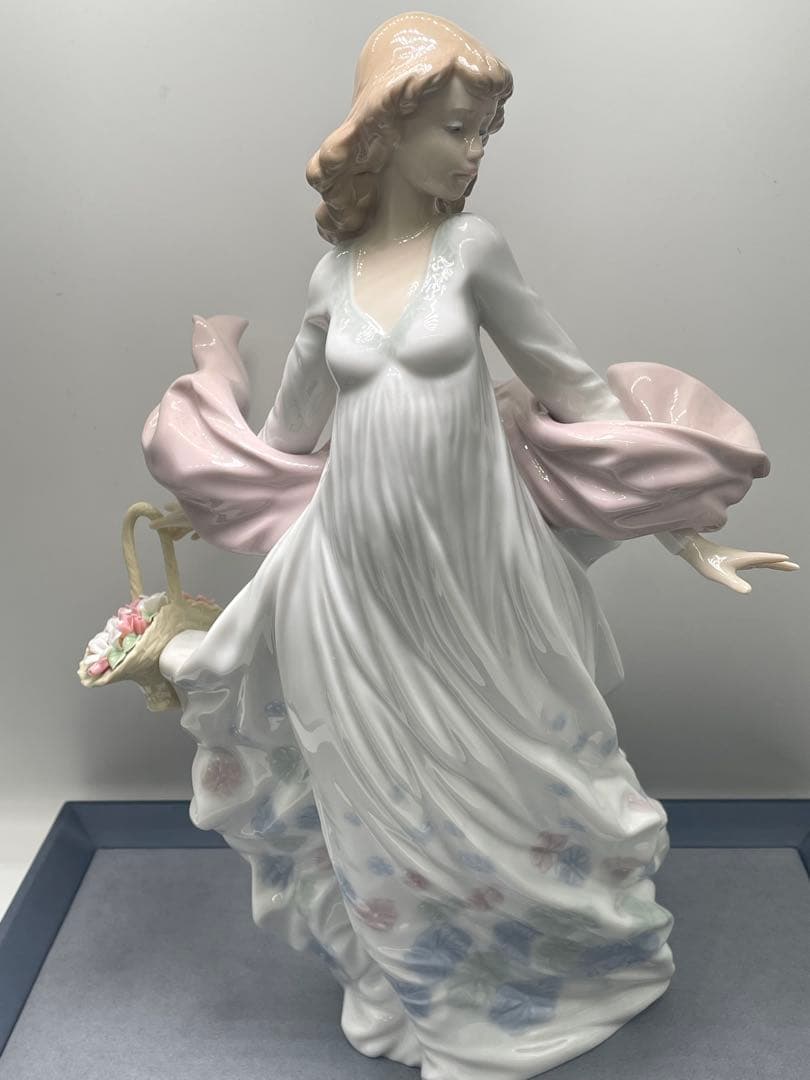 リヤドロ　春の輝き　箱あり