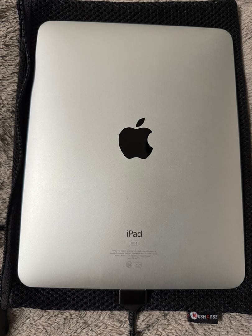 【超貴重】初代iPadと初代iPad mini 2台セット（ゾンビカフェ等対応）