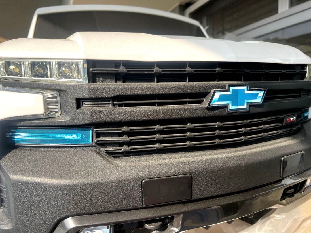 《aoiの為購入不可⚠️》シルバラード　電動乗り用自動車　本日より再販