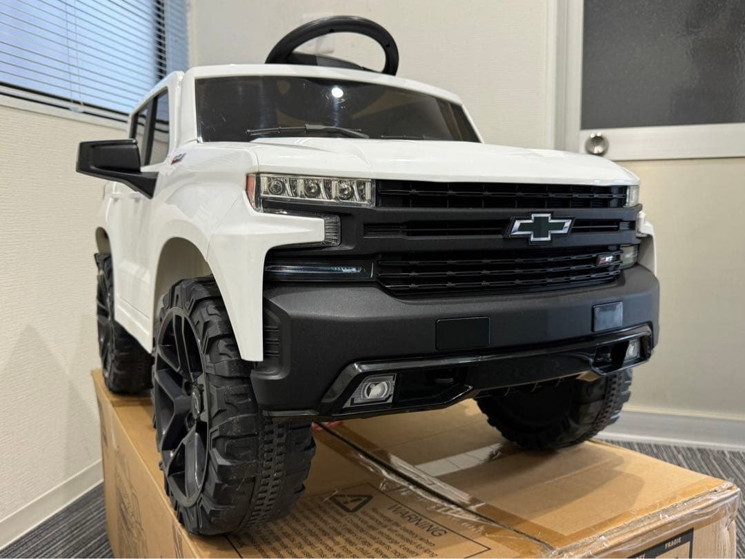 《aoiの為購入不可⚠️》シルバラード　電動乗り用自動車　本日より再販
