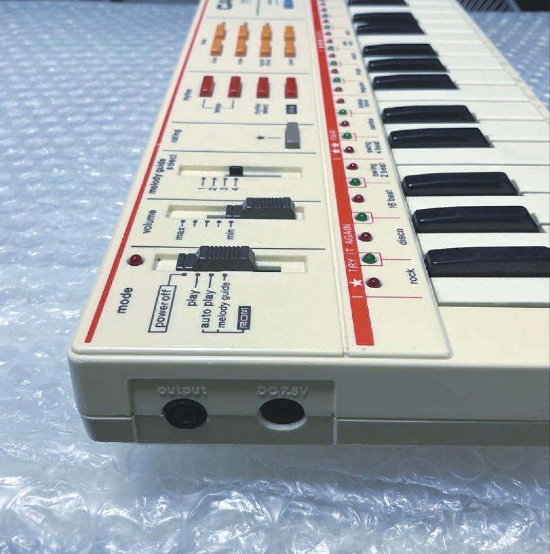 Casio PT-82 ホワイト☆ミニシンセサイザー☆日本製☆1986年☆