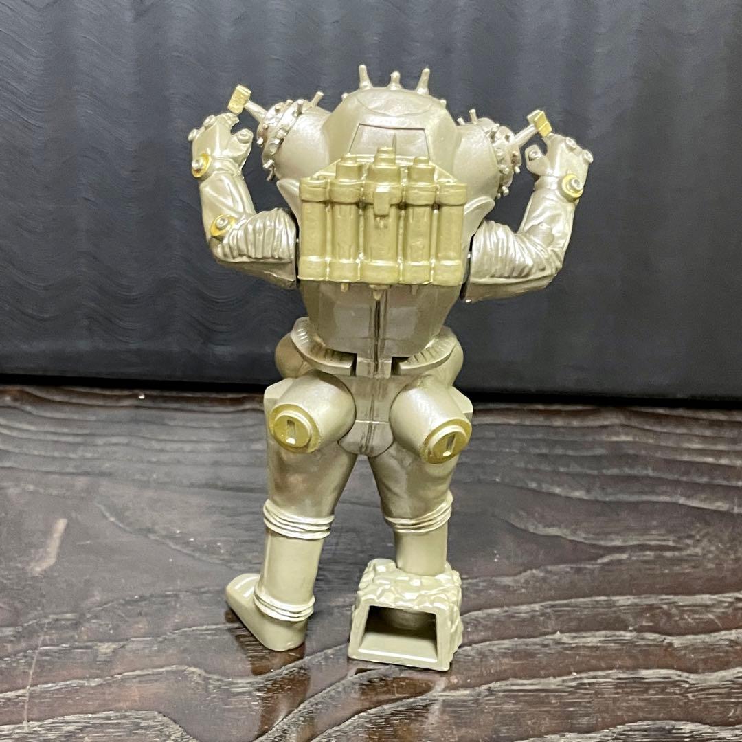 【2点セット】ゼットン／キングジョー★アルティメットルミナス