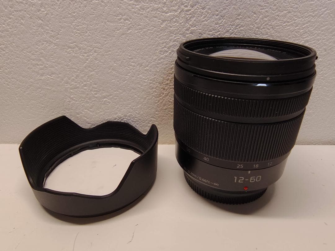 【値下げ】OLYMPUS E-M10 Mark III レンズ3本+おまけ付