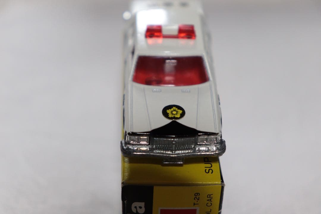 日本製　トミカ　国産　トヨタ　クラウン　パトロールカー　55
