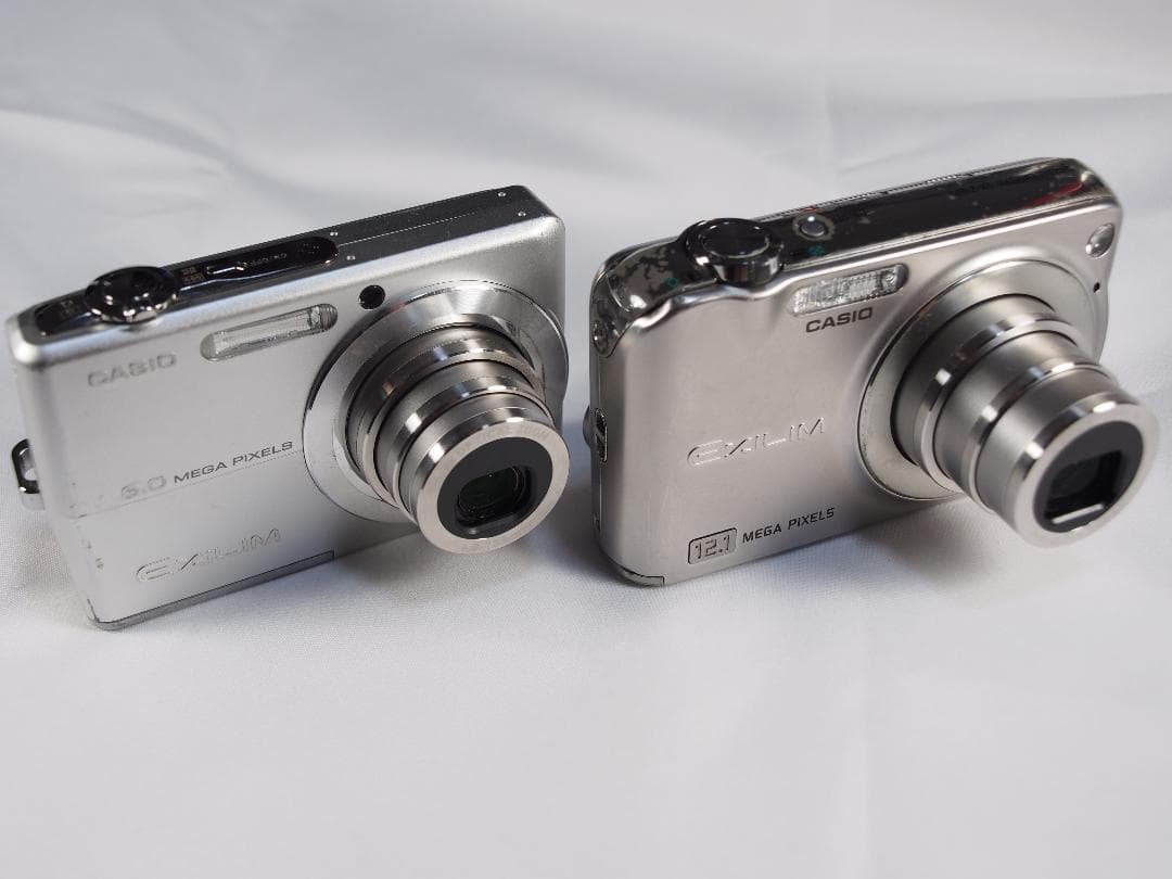 CASIO EXILIM EX-Z600 ・ EX-Z1200【２台セット】