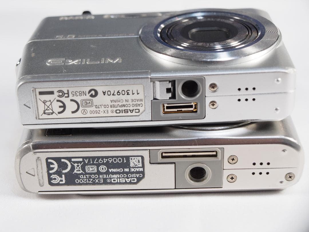 CASIO EXILIM EX-Z600 ・ EX-Z1200【２台セット】