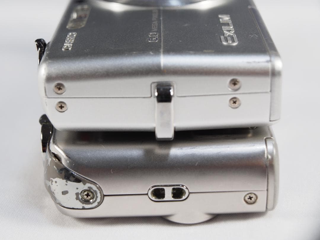 CASIO EXILIM EX-Z600 ・ EX-Z1200【２台セット】