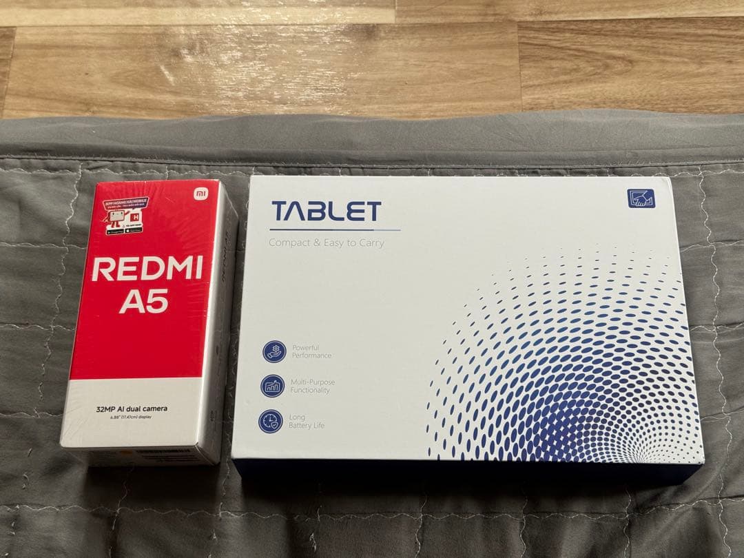 REDMI A5 , タブレット TABWEE T80 本体と付属品