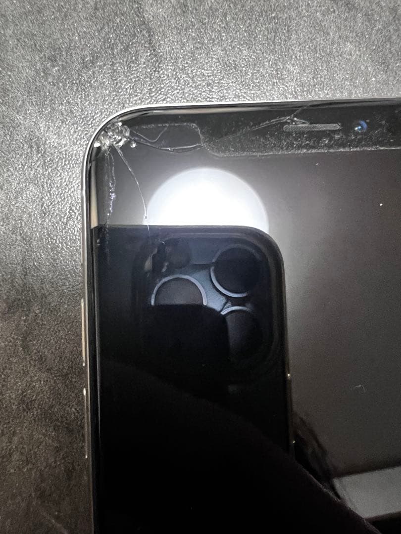 Apple iPhone X シルバー 64GB 動作確認済み 値段交渉有