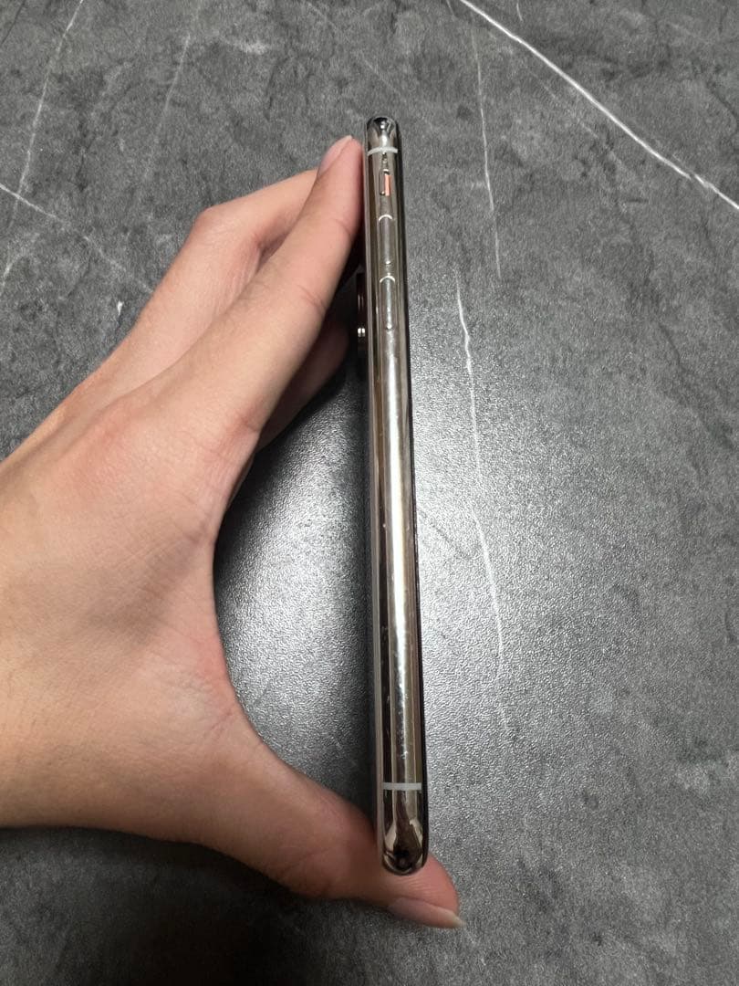 Apple iPhone X シルバー 64GB 動作確認済み 値段交渉有