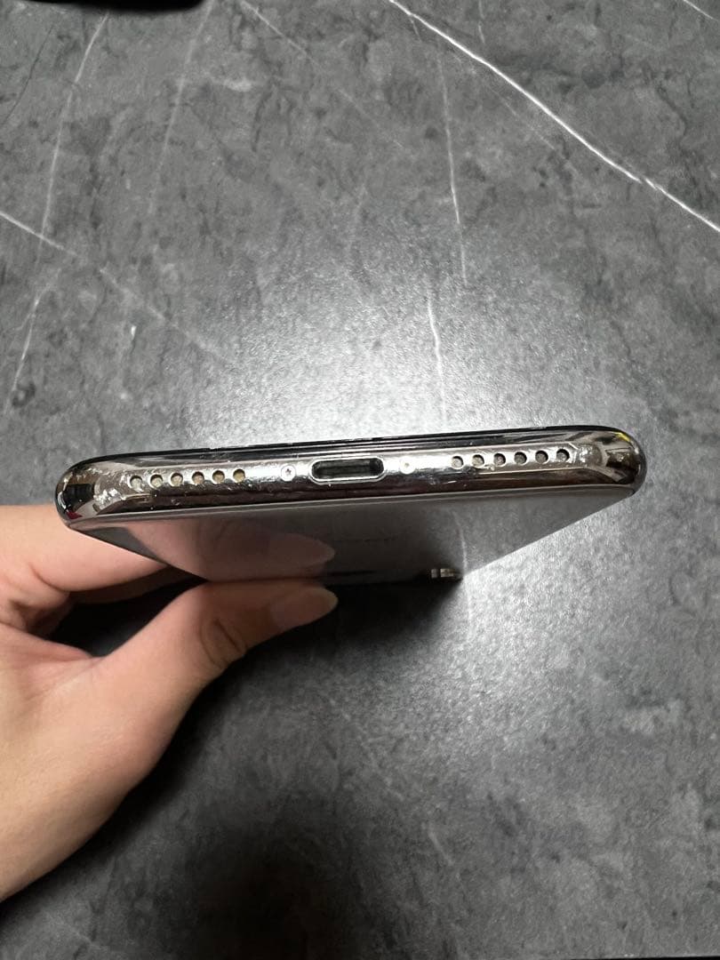 Apple iPhone X シルバー 64GB 動作確認済み 値段交渉有