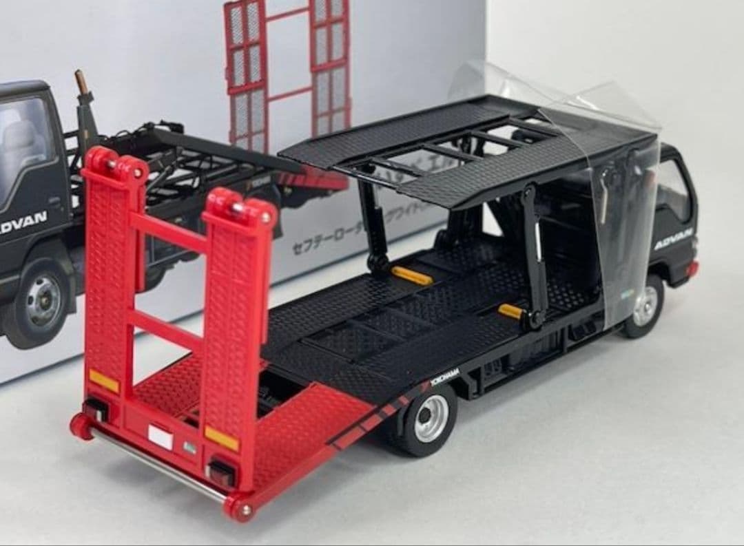 トミカリミテッドヴィンテージネオ いすゞ エルフ セフテーローダ (アドバン)