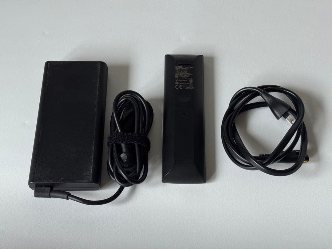 EPSON EF-12 プロジェクター