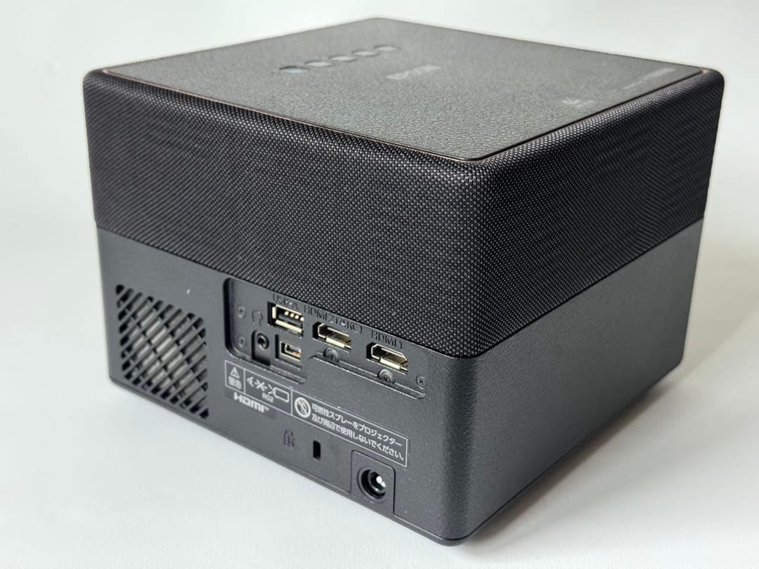 EPSON EF-12 プロジェクター