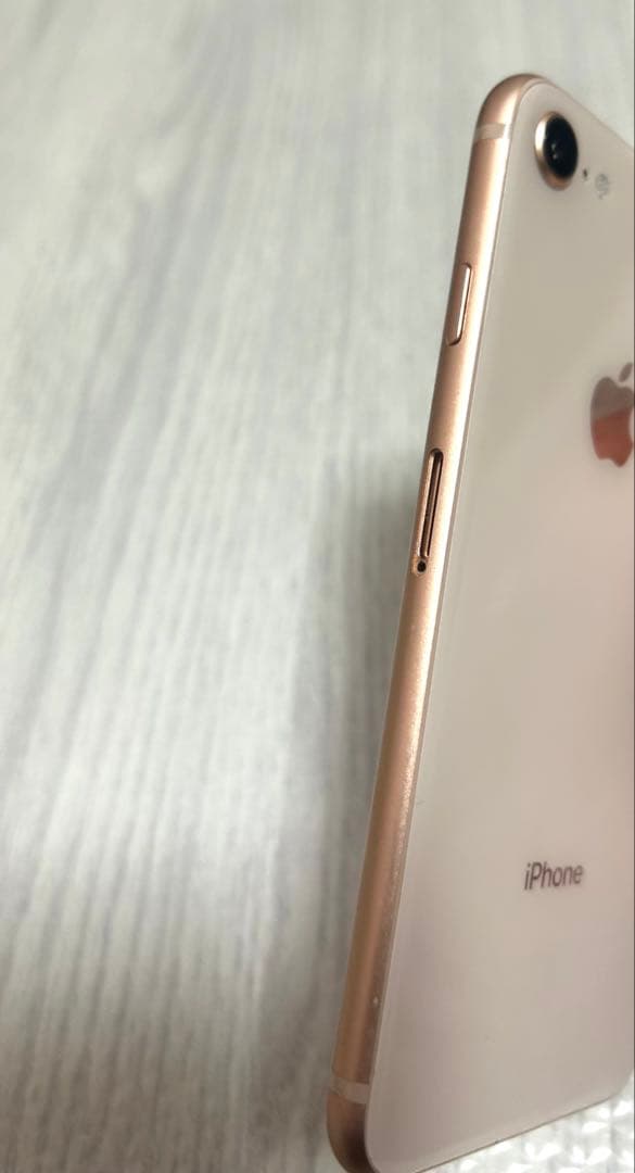 iPhone8 ピンクゴールド