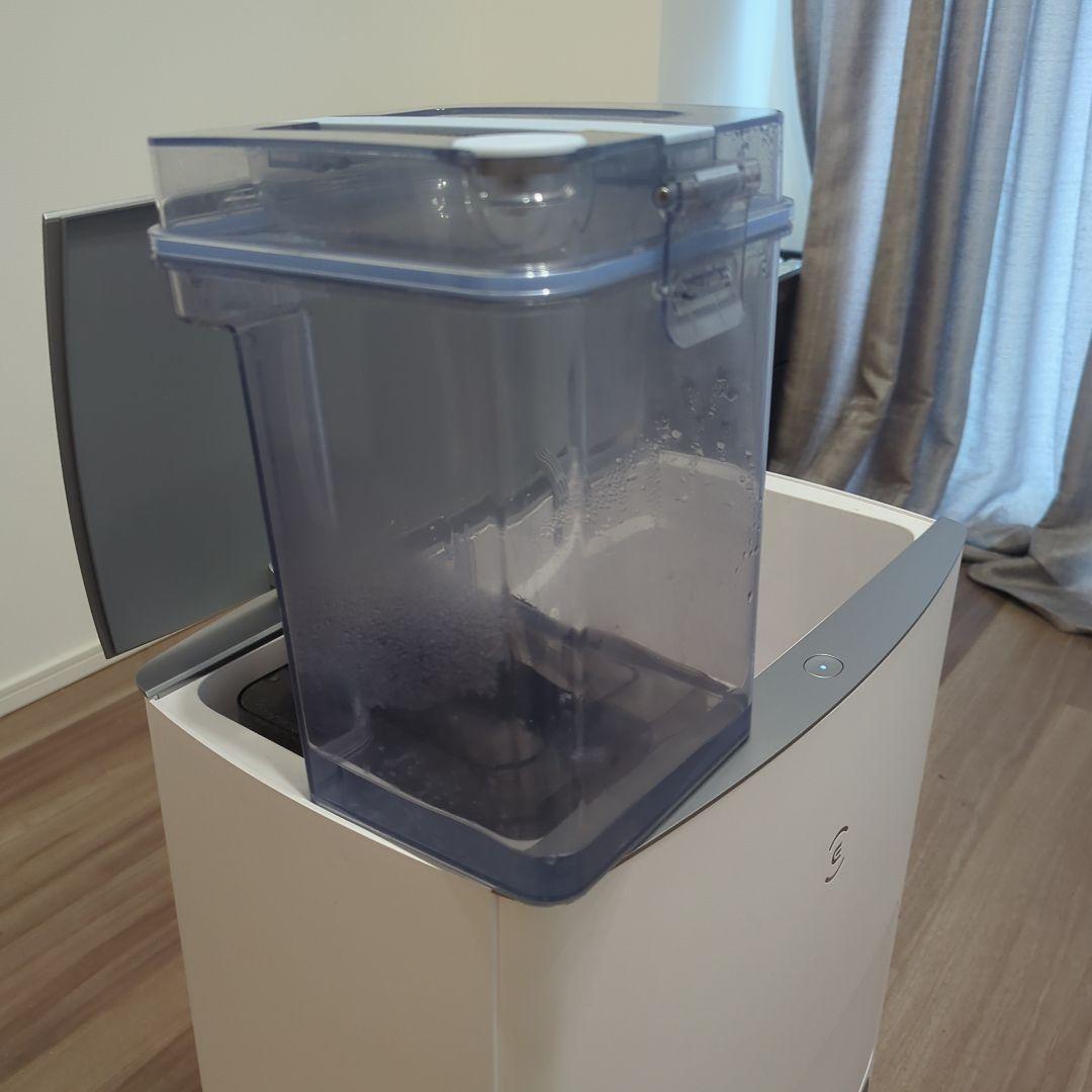 ECOVACS エコバックス CH2232 DEEBOT