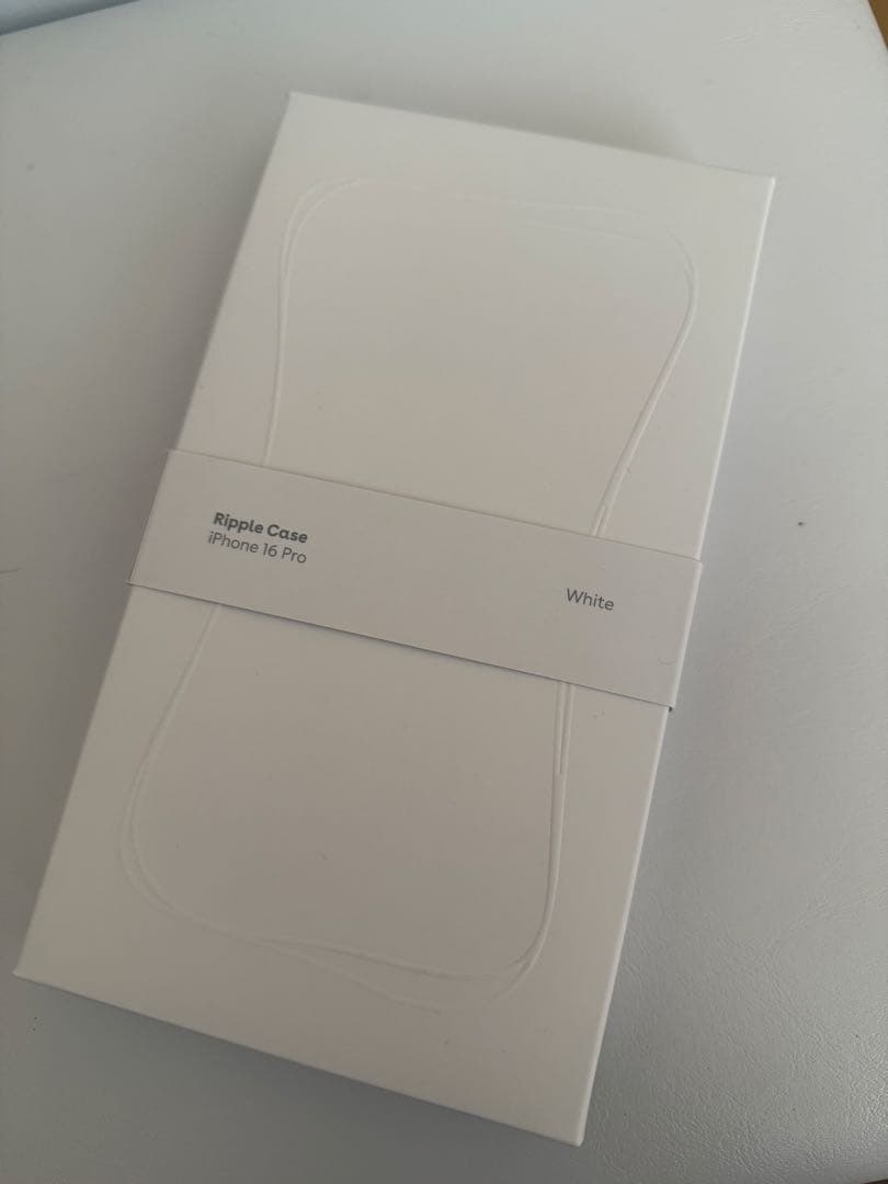 CASETiFY ウェーブシリコン ホワイト iPhone16pro