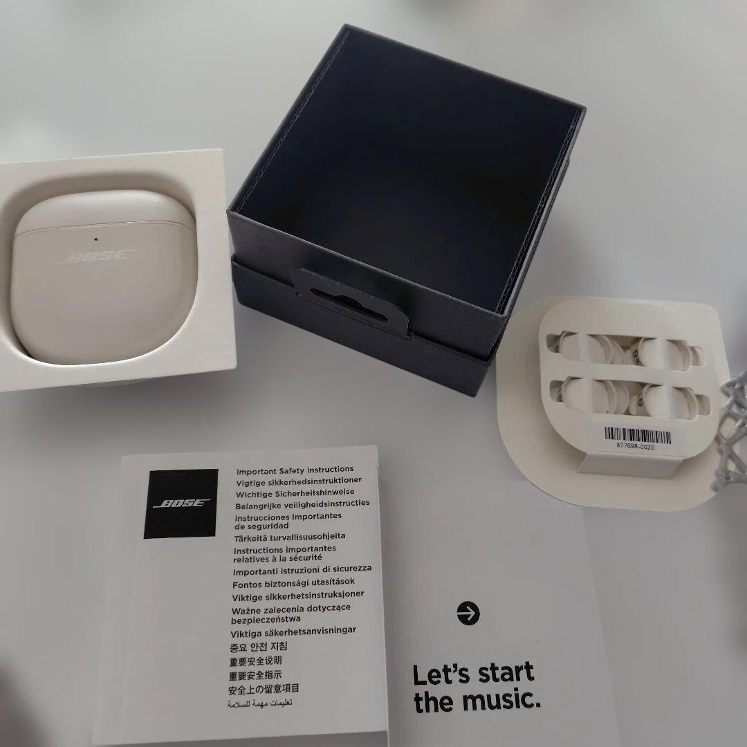 BOSE ワイヤレスイヤホン ホワイト 充電ケース付き