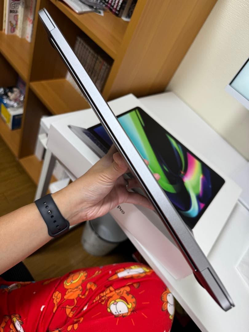 MacBook本体 Apple MacBook Pro 13-inch M1 8GB 256GB