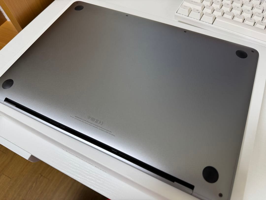 MacBook本体 Apple MacBook Pro 13-inch M1 8GB 256GB