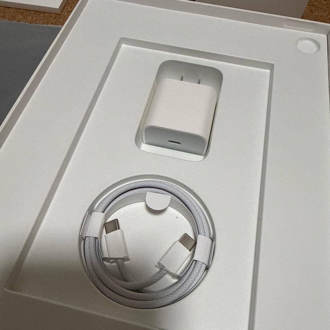 【美品】iPad Air 11インチ M2 Wi-Fi 256GB ブルー