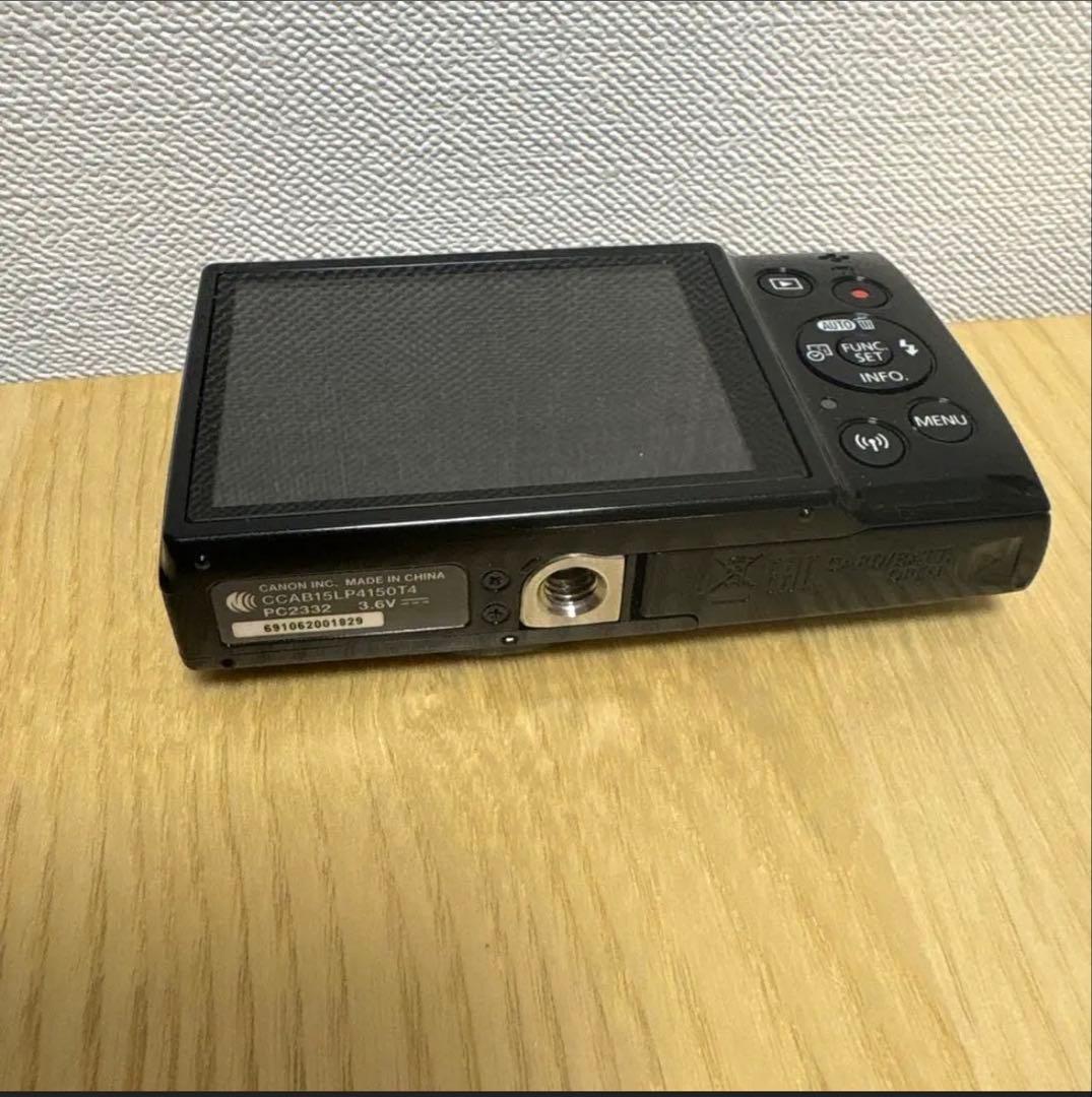 Canon IXY デジタルカメラと充電器セット