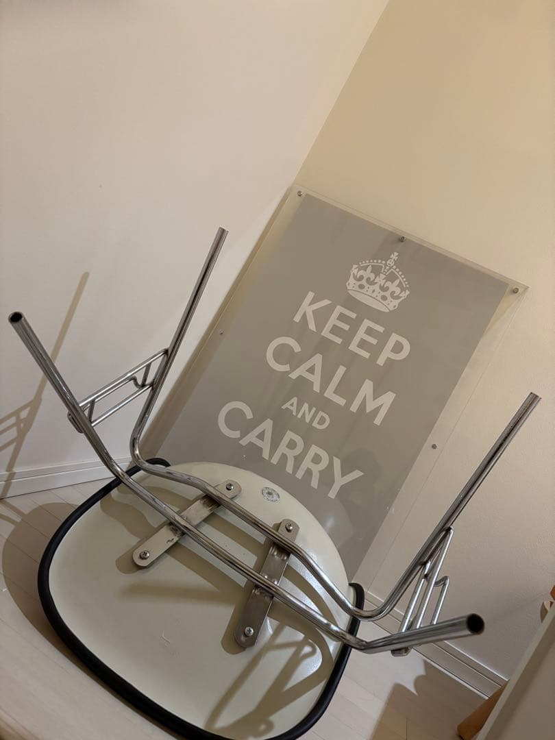 椅子 EAMES SHELL CHAIR HERMANMILLER NAUGA