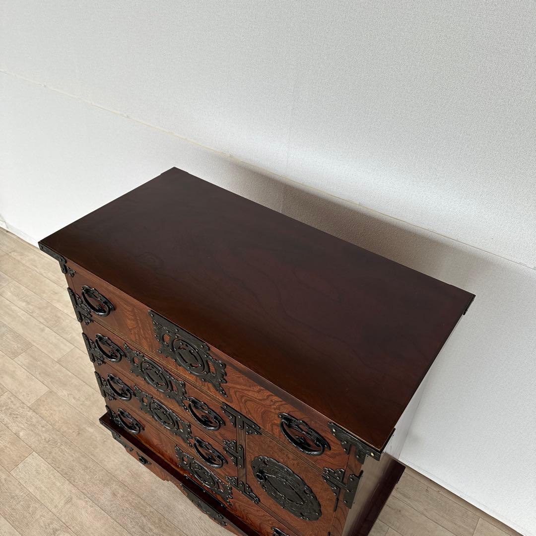 元祖　岩谷堂箪笥　　車箪笥　桜木作