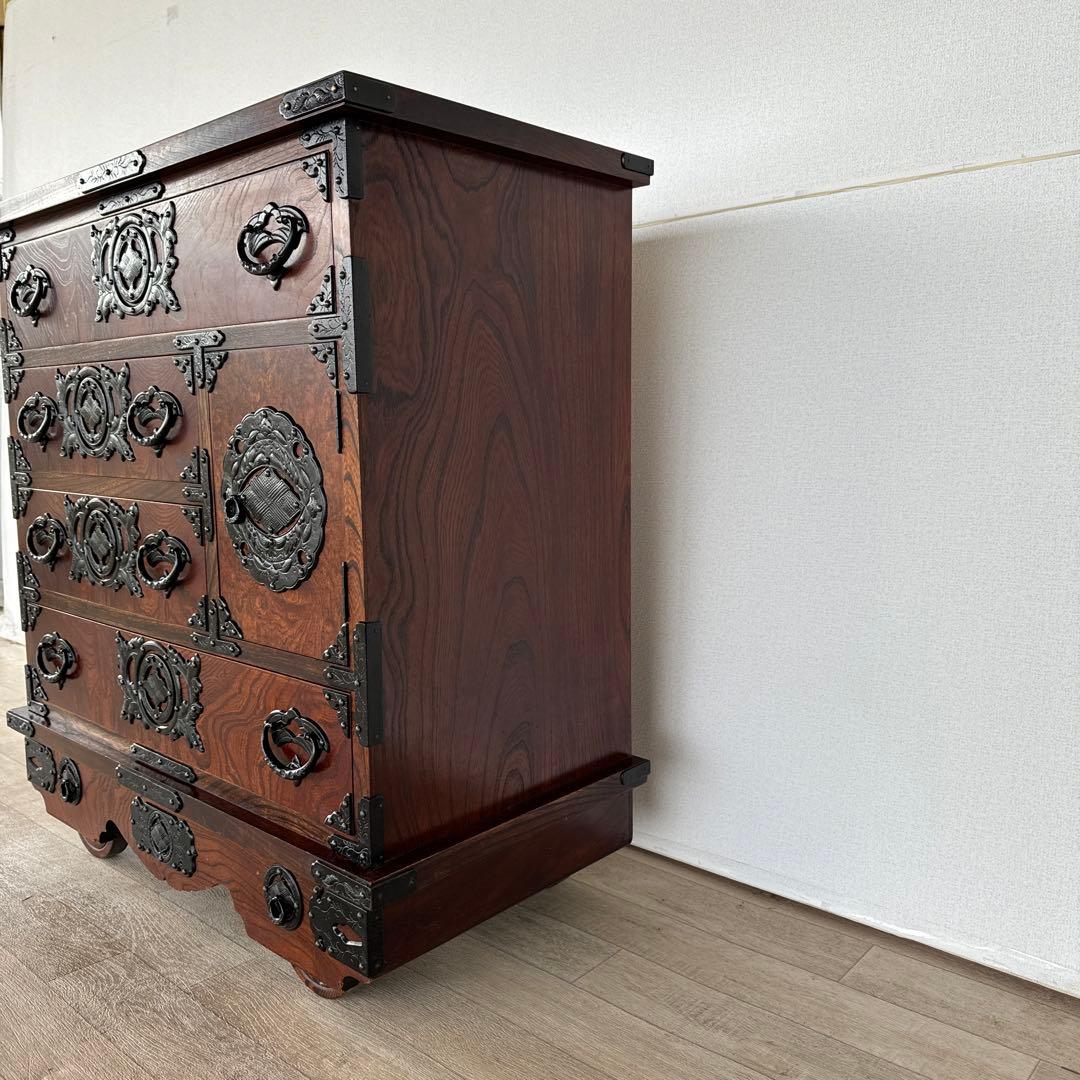 元祖　岩谷堂箪笥　　車箪笥　桜木作