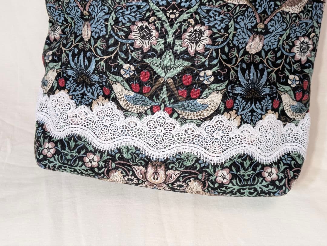 ハンドメイド ウィリアム・モリス いちご泥棒 レース付き トートバッグ ブルー系