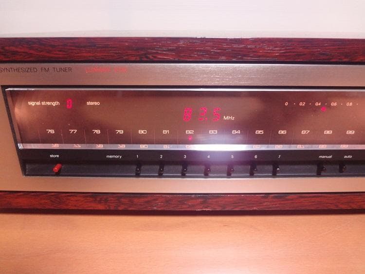 LUXMAN 5T50 デジタル方式 FMステレオチューナー 1977年製