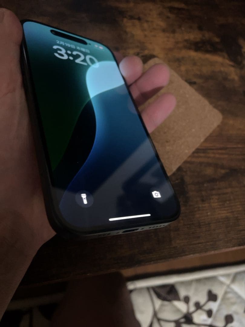 Apple iPhone 15ブラック