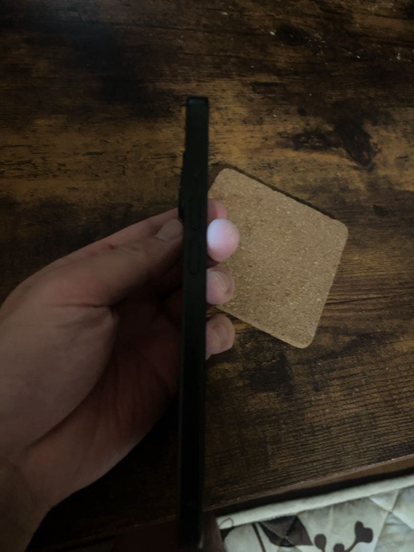 Apple iPhone 15ブラック