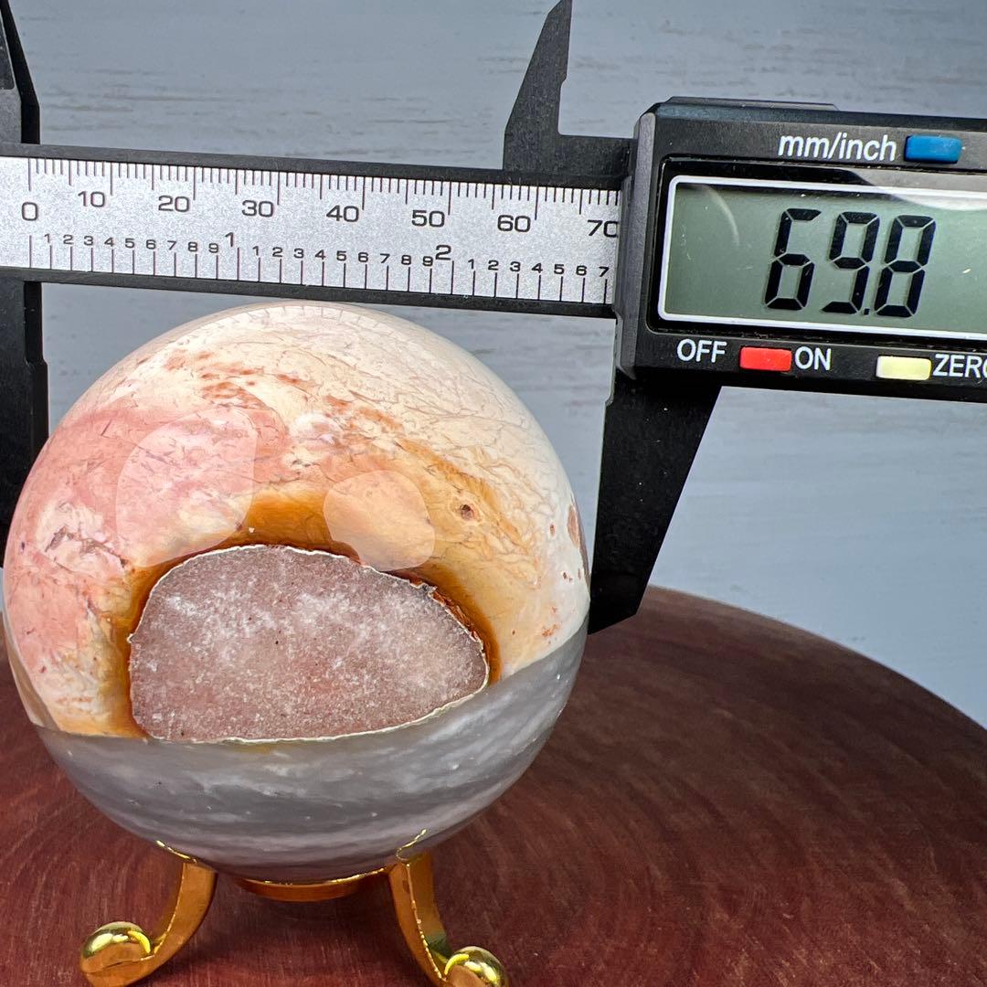 天然石　ペトリファイドウッド　スフィア　69ミリ　台座付き　夕焼けのようなペトリ