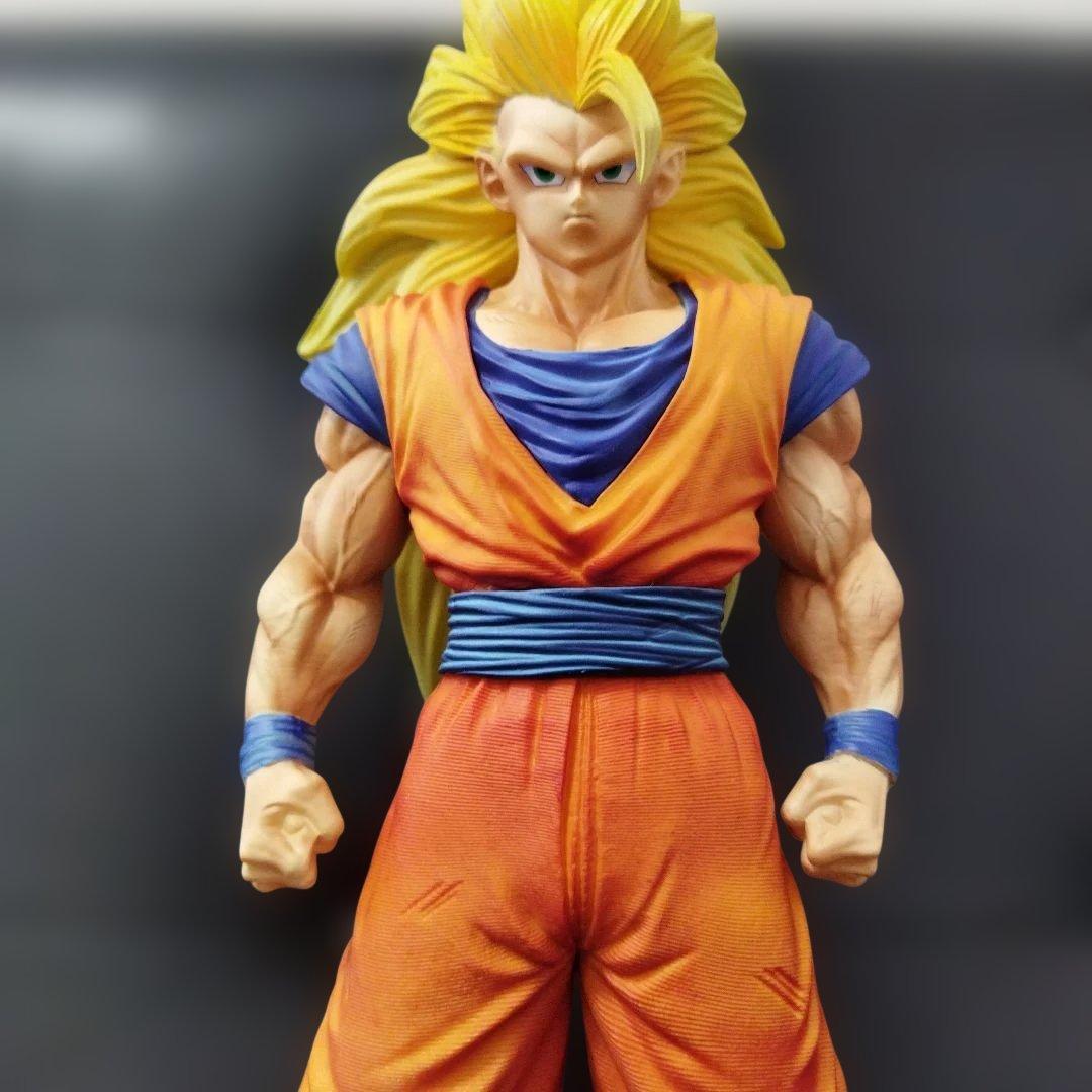 【0303D】超スーパーサイヤ人３　ゴッド スーパーサイヤ人 孫悟空 フィギュア