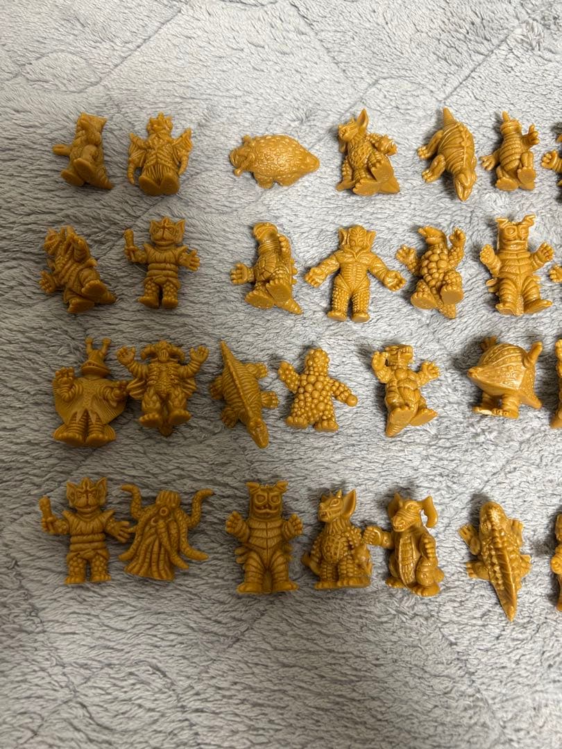 【最終値下げ】アンティッQ 懐獣大集結　各種 ニセウルトラセブン(赤色)含む