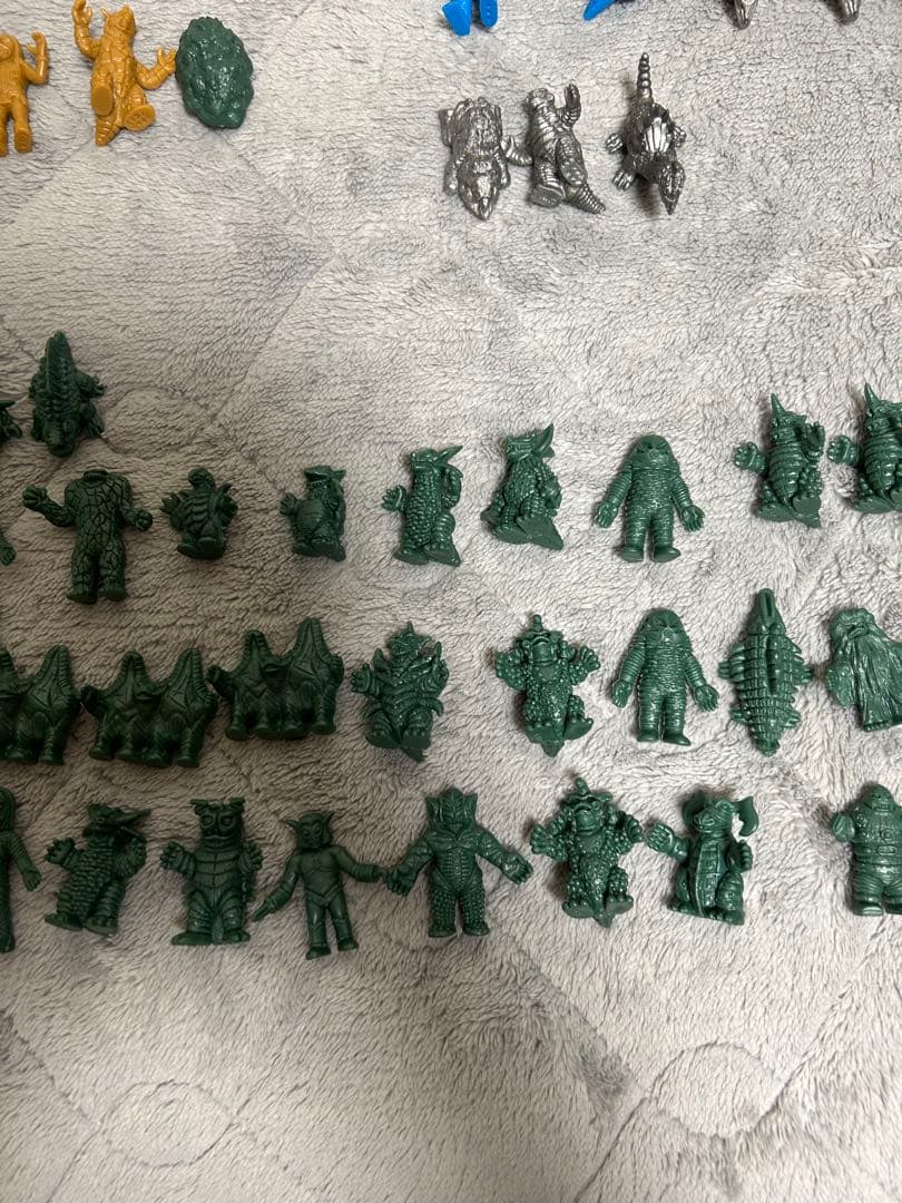 【最終値下げ】アンティッQ 懐獣大集結　各種 ニセウルトラセブン(赤色)含む