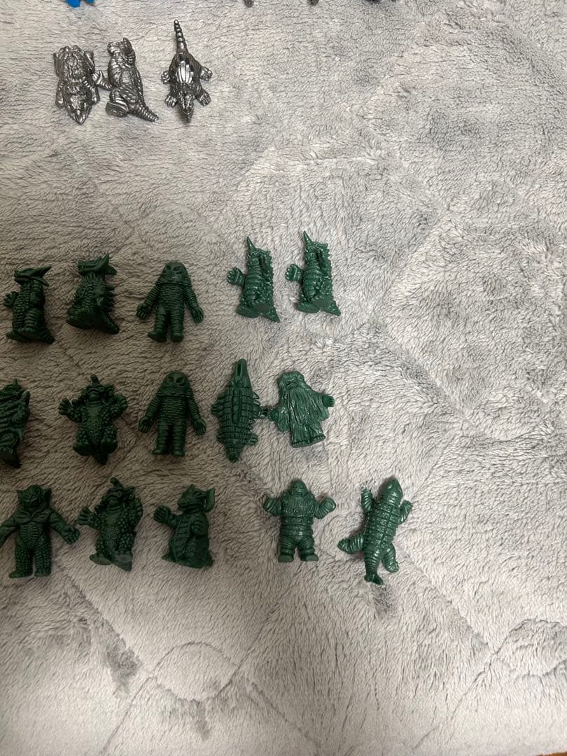 【最終値下げ】アンティッQ 懐獣大集結　各種 ニセウルトラセブン(赤色)含む