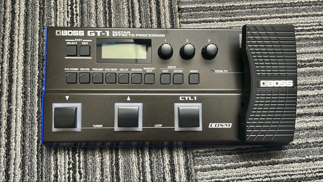 BOSS GT-1 ギターエフェクター　純正ACアダプター＋純正ソフトケース